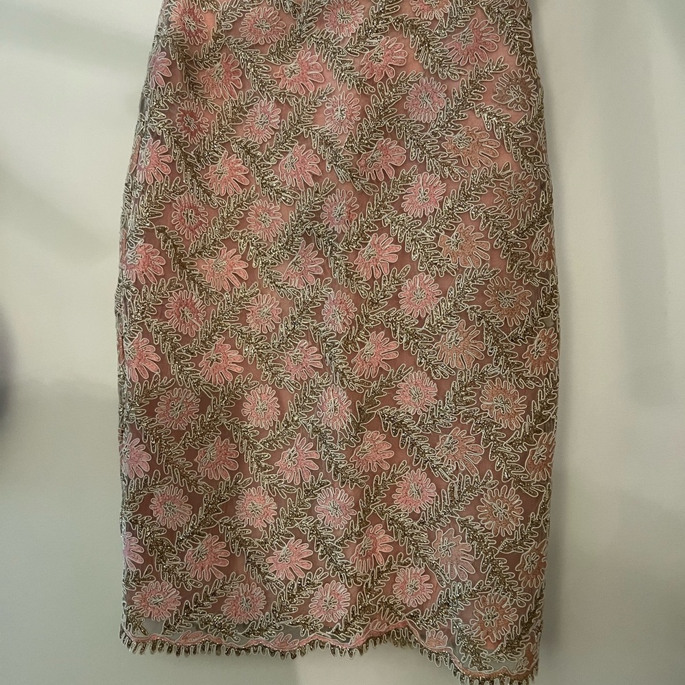 TOPSHOP Limited Edition Pink and Gold Lace Pencil Skirt